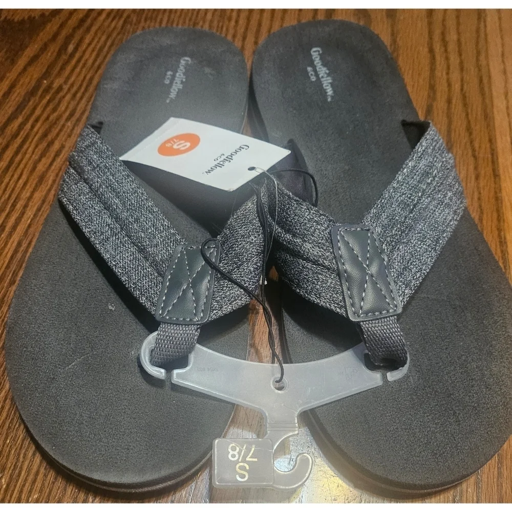 NEW Goodfellow & Co. Men's Fred Flip Flop Sandals